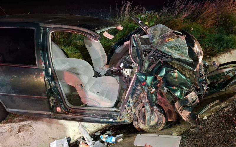 Accident tragic cu o ambulanță, lângă Botoșani. Doi tineri au murit, iar alte patru persoane au fost rănite