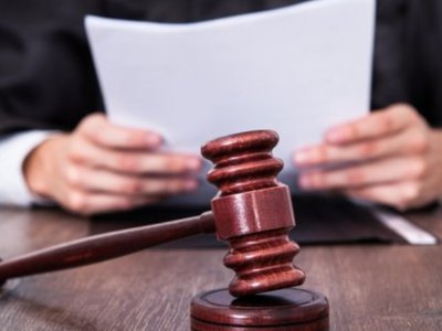 Tânără plasată sub control judiciar …