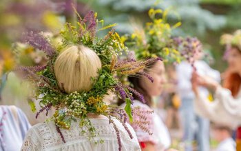 Noaptea de Sânziene. Când se …