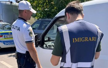 Polițiștii de imigrări din Botoșani …