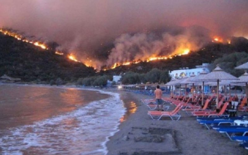Destinații din Grecia cu risc crescut de incendii. Ce zone să eviți vara și cum te protejezi