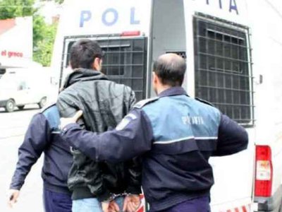 Un botoșănean și-a legat mama …