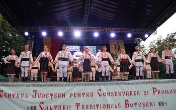 Festivalul Internațional al Cântecului, al …