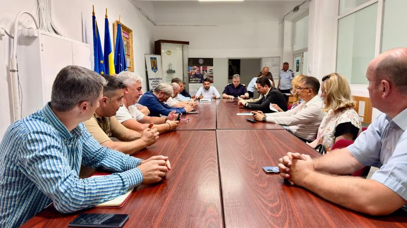 Botoșani: Instituțiile de urgență, mobilizate în contextul Codului Portocaliu de caniculă și instabilitate atmosferică