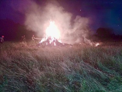 Pompierii au intervenit pentru stingerea …
