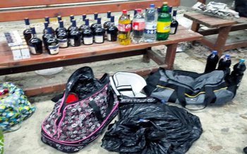 Contrabandă cu stil: Rochii de …