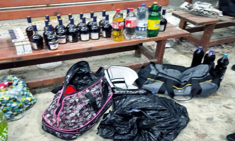 Contrabandă cu stil: Rochii de lux și bunuri accizabile, descoperite la Racovăț și Stânca