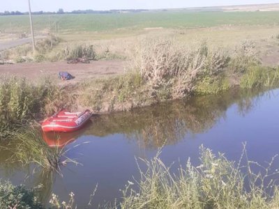 Adolescent găsit în apă de …