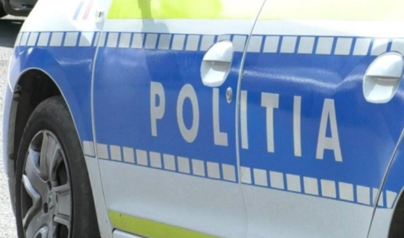 Bărbat de 50 de ani, depistat la volanul unui autovehicul, fără a deține permis de conducere