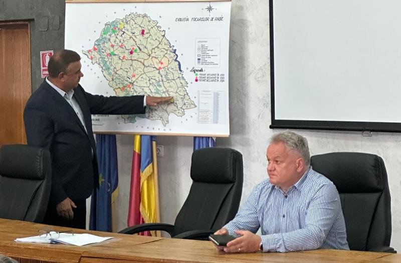 Focar de rabie confirmat la bovină dintr-o comună din județul Botoșani. Autoritățile convocate în ședință extraordinară