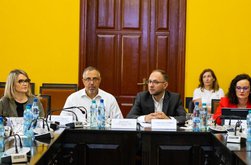 S-a născut APOLODOR, Festivalul de …