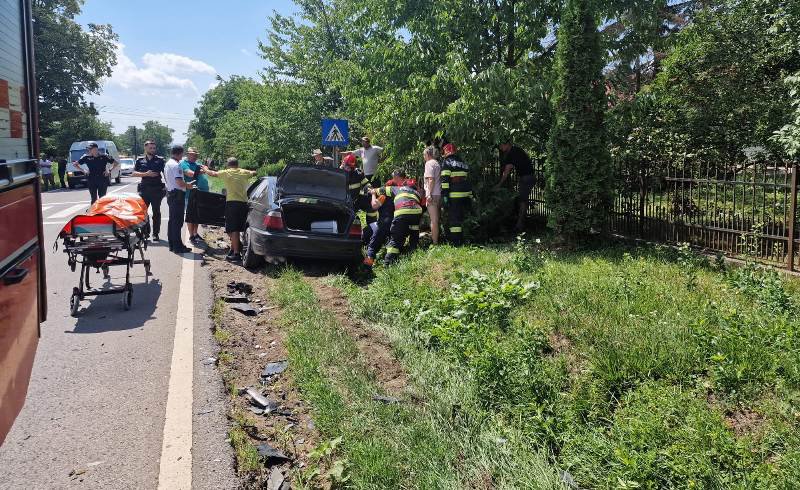Conduceți prudent: patru persoane au fost rănite în urma unui accident rutier produs în localitatea Dragalina – FOTO