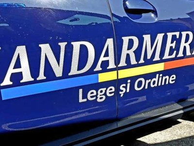 Jandarmii botoșăneni în stradă la …