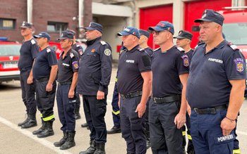 Pompierii din Botoșani au plecat …