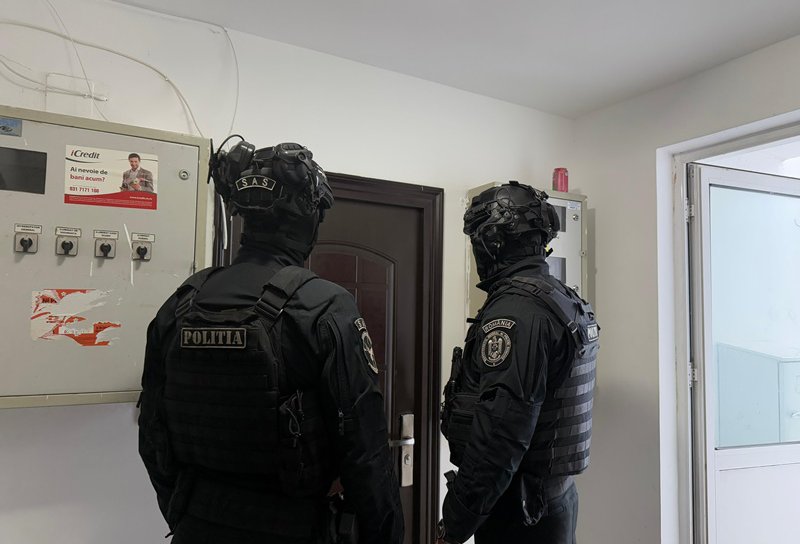 Acțiune de amploare desfășurată de polițiști în zona Cișmea - FOTO