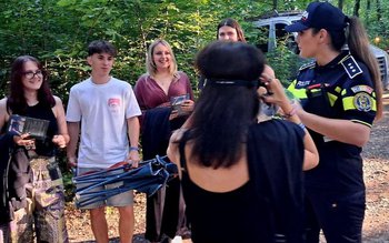 Polițiștii de siguranță școlară – …