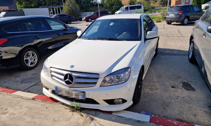 Autoturism declarat furat din Belgia, descoperit în PTF Stânca