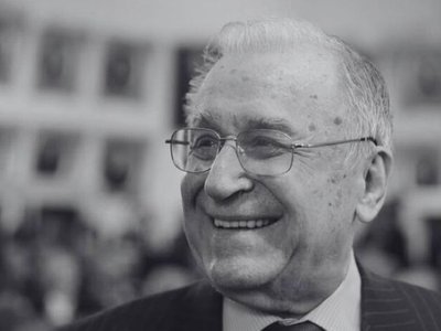 Ion Iliescu, primul președinte al …