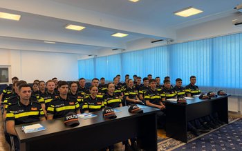 Viitori polițiști, în practică la …