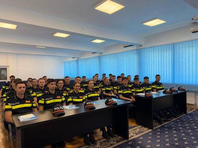 Viitori polițiști, în practică la …