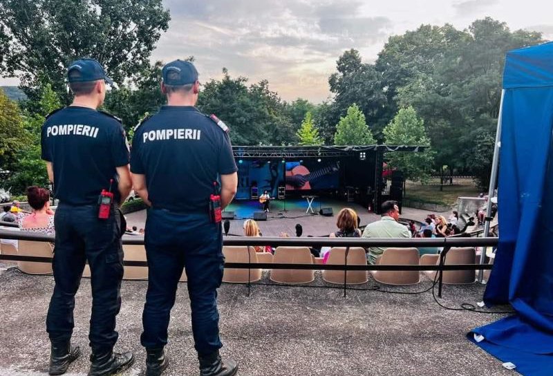 Pompierii prezenți la Festivalul Național de Muzică „Seri Melancolice Eminesciene”
