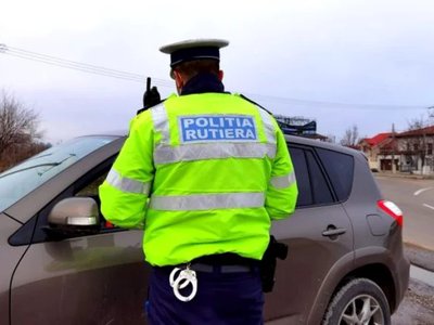 Intervenții ale polițiștilor botoșăneni. Peste …