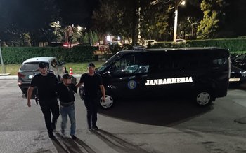 Bărbat reținut de jandarmi după …