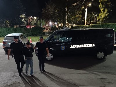 Bărbat reținut de jandarmi după …