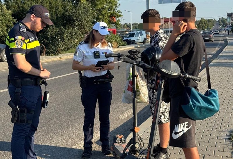 Acțiune pentru prevenirea și combaterea accidentelor rutiere susținută de polițiști la Flămânzi