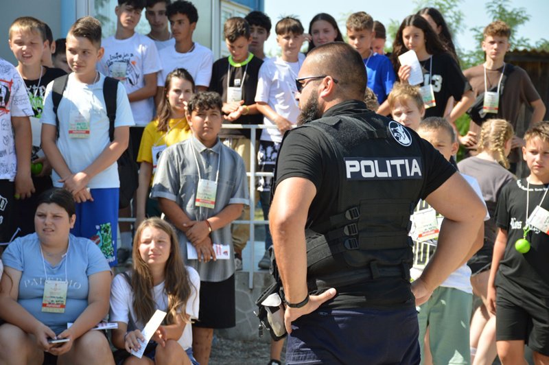 Zile de vară alături de polițiștii botoșăneni la Blândești
