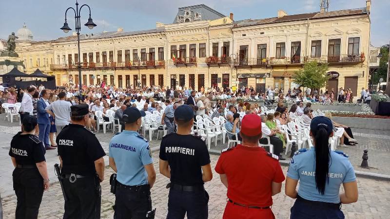 Jandarmii vor asigura ordinea și siguranța publică la Festivalul Instituțiilor de Cultură în Centrul Istoric Botoșani