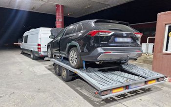 Autoturism furat, descoperit de polițiștii …