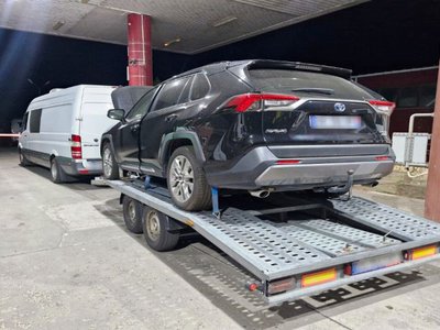 Autoturism furat, descoperit de polițiștii …