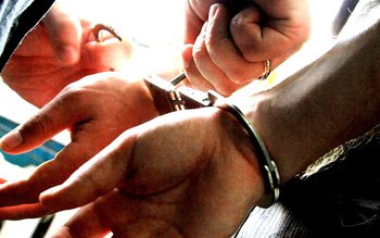 Șofer ajuns în arest după …