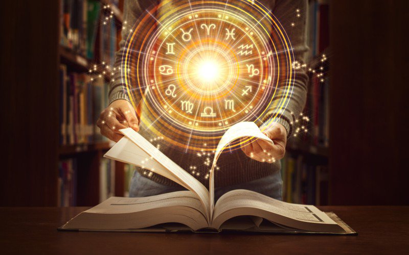 Horoscopul săptămânii 25 - 31 august: Energie nouă și schimbări importante pentru toate zodiile