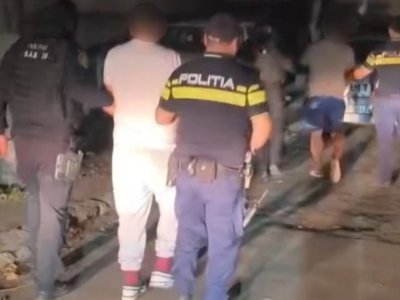 Bărbați reținuți după ce au …