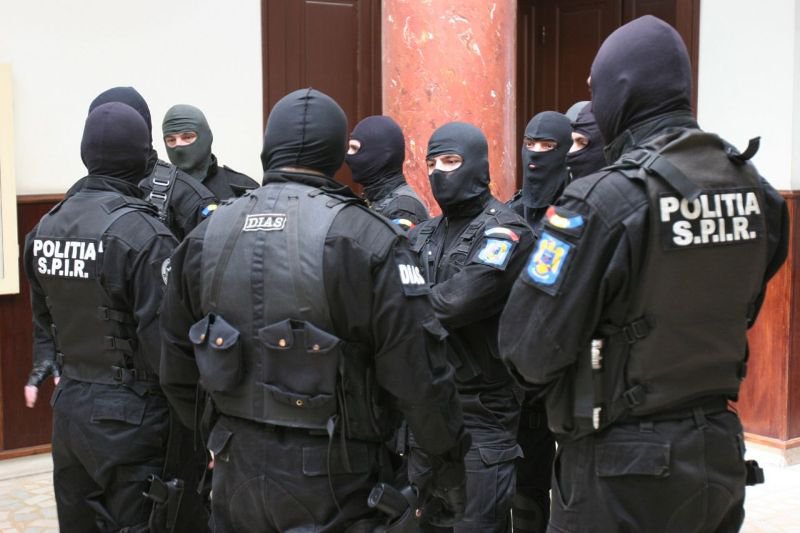 Zeci de percheziții în București, Botoșani și alte șapte județe, într-un dosar de evaziune fiscală