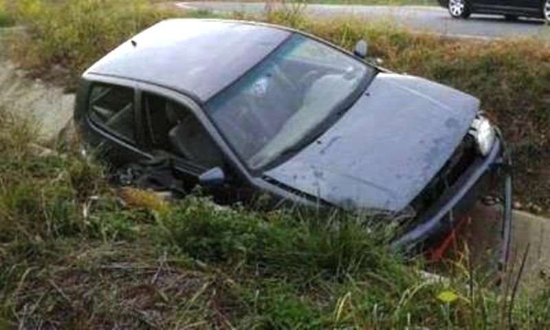 Șofer BEAT, găsit cu mașina în șanț de polițiști. Care au fost urmările incidentului