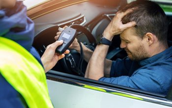 Dorohoian depistat la volan deși …