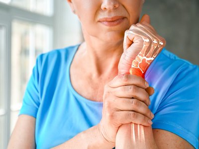 Rețeta naturistă care previne osteoporoza …