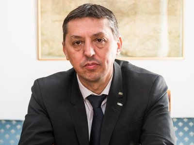 Mesajul Ministrului Educației, Daniel David, …