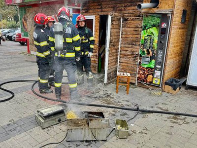 Incendiu la o shaormerie din …