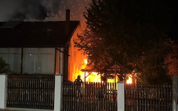 Foișor a fost cuprins de …