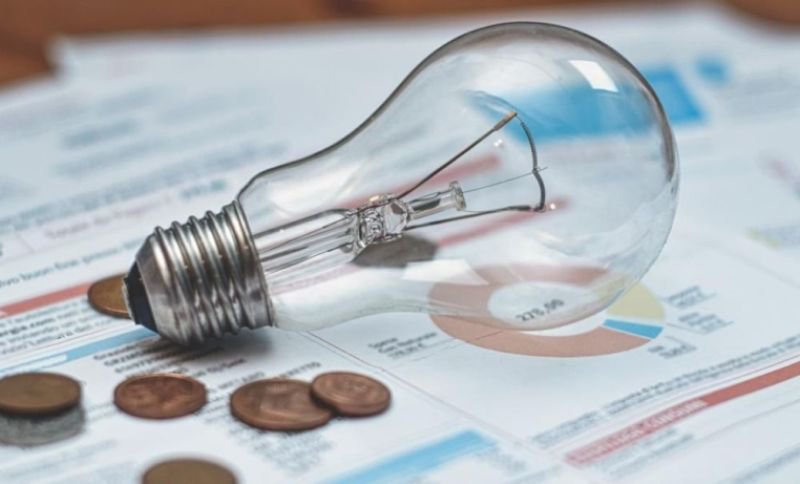 Mai sunt doar 12 zile pentru a solicita tichetul de energie în valoare de 50 de lei pentru facturile din iulie și august 2025