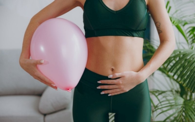 Remedii naturiste care reduc balonarea și disconfortul abdominal