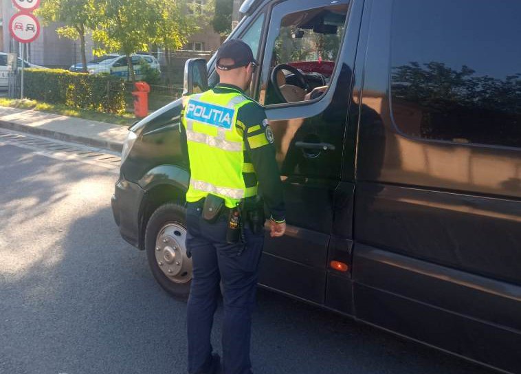 Acțiune de prevenire a polițiștilor botoșăneni în cadrul zilei europene „Fără persoane decedate pe șosele”