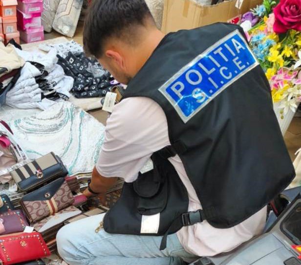 Bunuri de 180.000 de lei, confiscate de polițiști