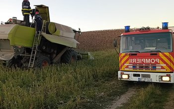 Combină agricolă salvată după ce …