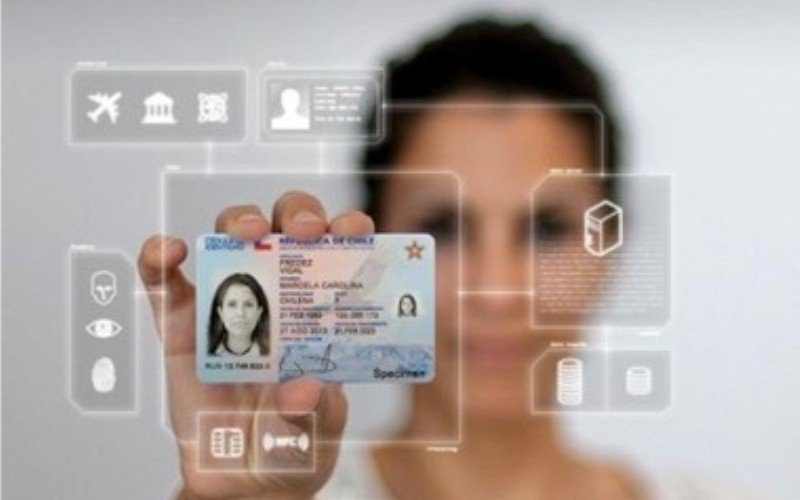 RoCEIReader: Aplicația mobilă care citeşte datele de domiciliu din cartea electronică de identitate este acum disponibilă