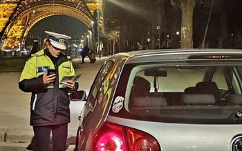 Simona, polițista din Botoșani care …